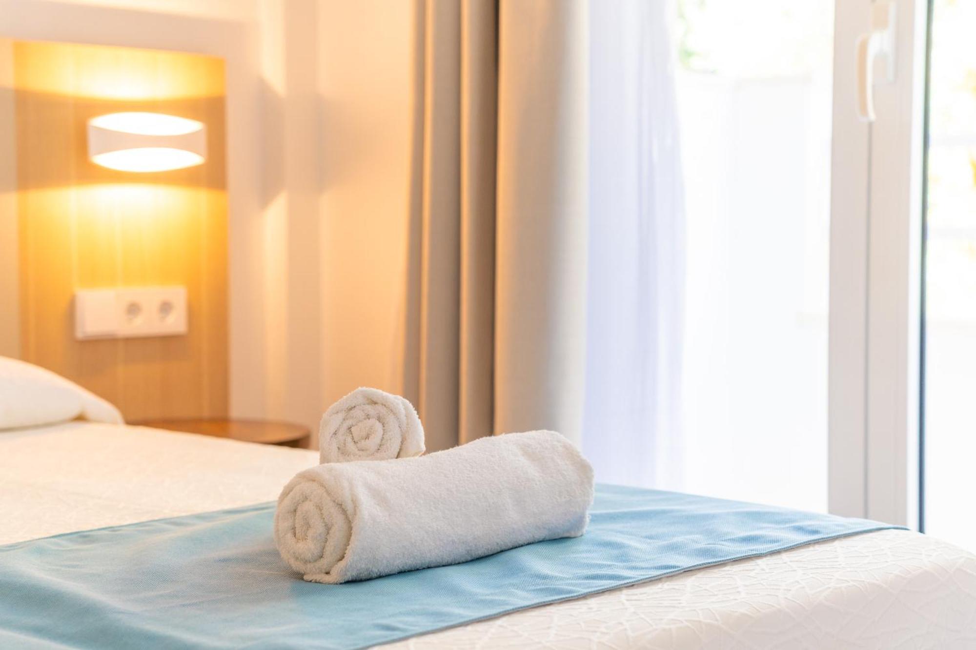 Apartamentos Massanet 까냐멜 외부 사진